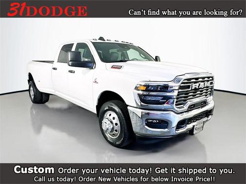 2026 RAM 3500 Tradesman Crew Cab 4x2 8' Box