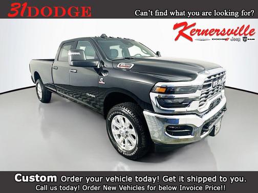 Diamond Black Crystal Pearlcoat 2026 RAM 2500 Big Horn