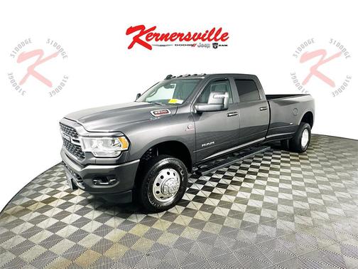 2024 RAM 3500 Big Horn Crew Cab 4x4 8' Box