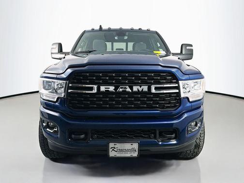Patriot Blue Pearlcoat 2023 RAM 2500 Big Horn Crew Cab 4x4 6'4' Box