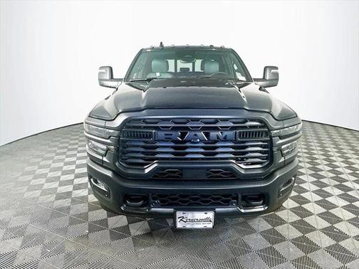 2025 RAM 2500 Tradesman Crew Cab 4x4 6'4' Box