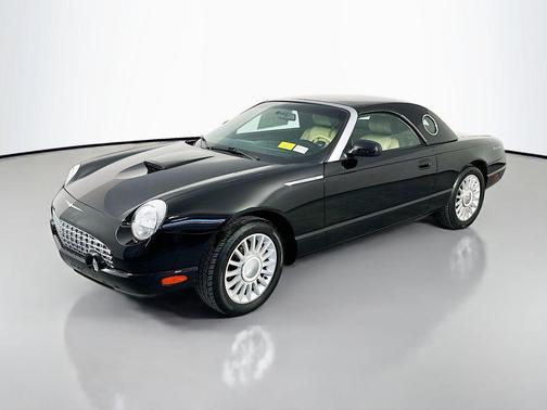 Black 2005 Ford Thunderbird Base