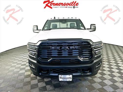 2025 RAM 2500 Tradesman Regular Cab 4x4 8' Box