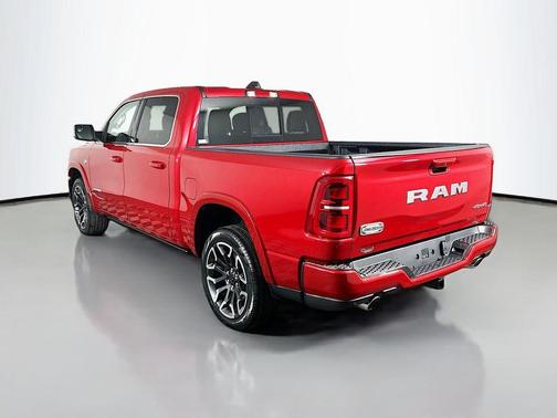 Molten Red Pearlcoat 2026 RAM 1500 Longhorn