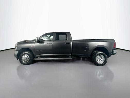 Granite Crystal Metallic Clearcoat 2026 RAM 3500 Laramie
