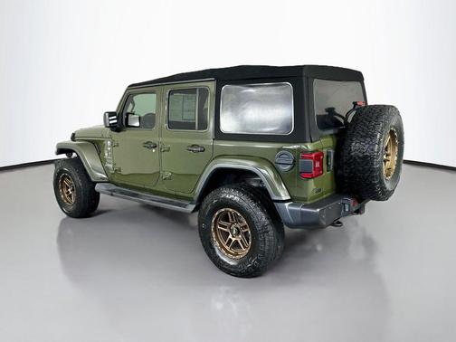 Sarge Green Clearcoat 2020 Jeep Wrangler Unlimited Sahara