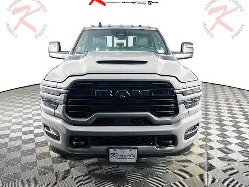 2026 RAM 3500 Laramie Crew Cab 4x4 8' Box