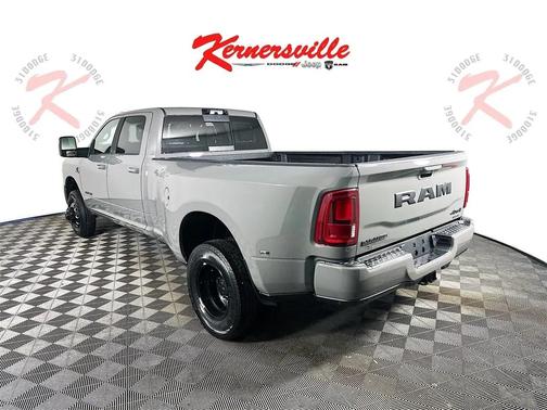2026 RAM 3500 Laramie Crew Cab 4x4 8' Box