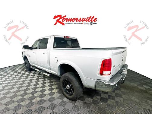 2017 RAM 2500 Laramie Crew Cab 4x4 6'4' Box
