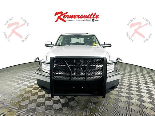 2017 RAM 2500 Laramie Crew Cab 4x4 6'4' Box