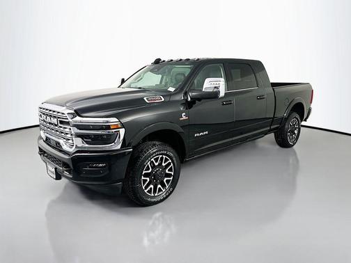 Diamond Black Crystal Pearlcoat 2026 RAM 3500 Longhorn
