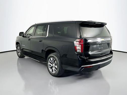 Black 2023 Chevrolet Suburban LT