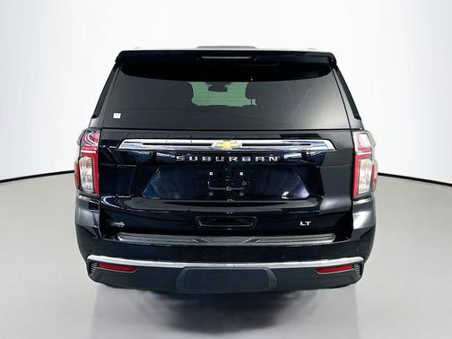Black 2023 Chevrolet Suburban LT