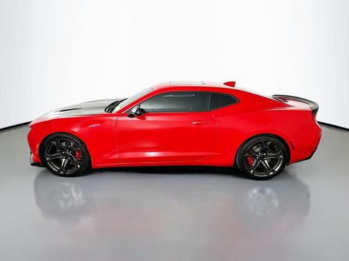 Red Hot 2018 Chevrolet Camaro 2SS