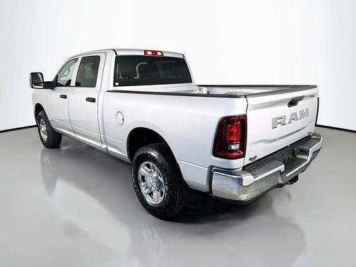 Silver Zynith 2026 RAM 2500 Tradesman Crew Cab 4x2 6'4' Box