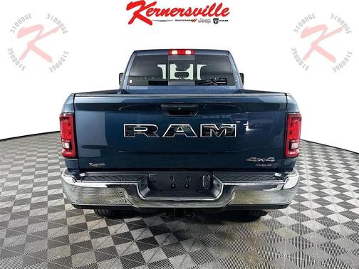 2026 RAM 3500 Tradesman Crew Cab 4x4 6'4' Box