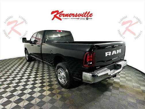 2025 RAM 2500 Tradesman Crew Cab 4x2 8' Box