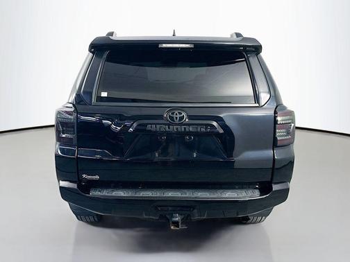 Midnight Black Metallic 2022 Toyota 4Runner SR5