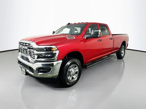 Molten Red Pearlcoat 2026 RAM 2500 Tradesman
