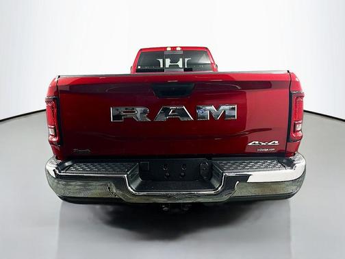 Molten Red Pearlcoat 2026 RAM 2500 Tradesman
