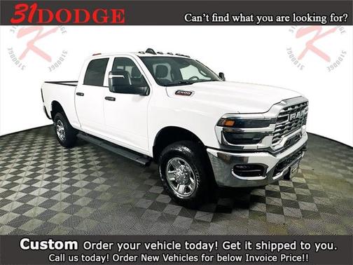2025 RAM 2500 Tradesman Crew Cab 4x4 6'4' Box