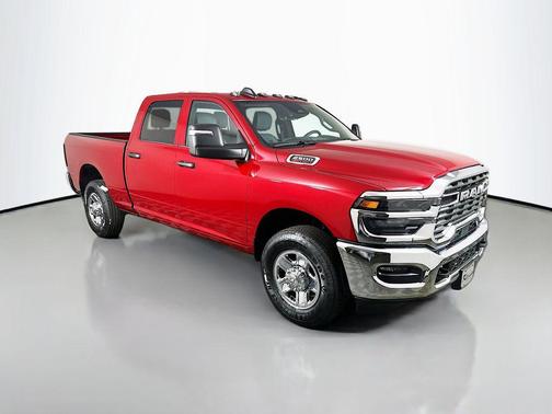 2026 RAM 2500 Tradesman Crew Cab 4x2 6'4' Box