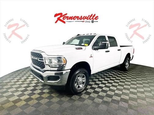 2024 RAM 3500 Tradesman Crew Cab 4x4 6'4' Box