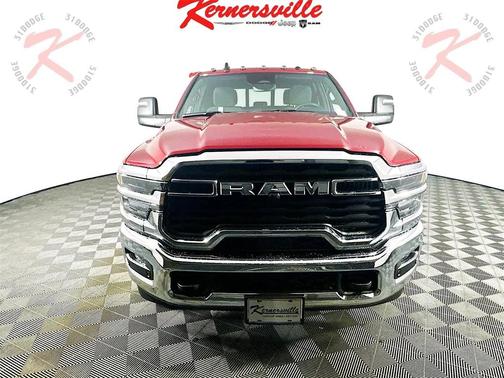 2025 RAM 3500 Tradesman Crew Cab 4x4 8' Box