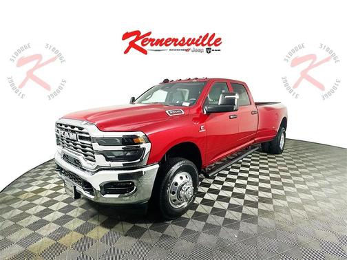 2025 RAM 3500 Tradesman Crew Cab 4x4 8' Box