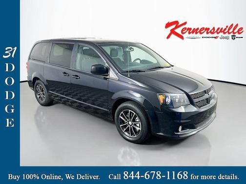 Black Onyx Crystal Pearlcoat 2018 Dodge Grand Caravan SE