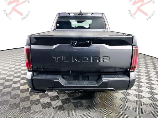 2025 Toyota Tundra Hybrid Platinum