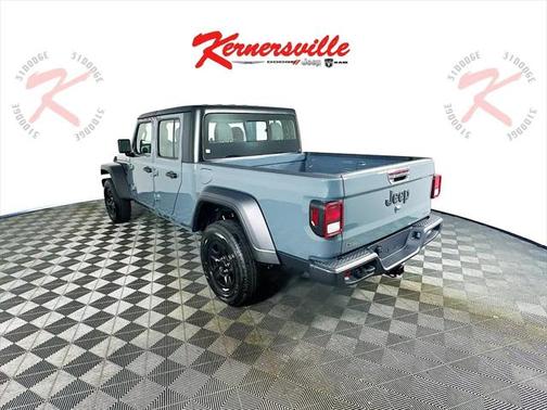 2025 Jeep Gladiator Sport