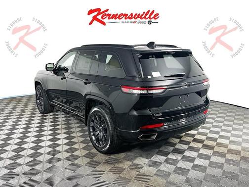 2025 Jeep Grand Cherokee Summit
