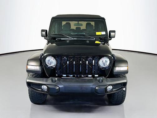 2021 Jeep Gladiator Willys 4x4