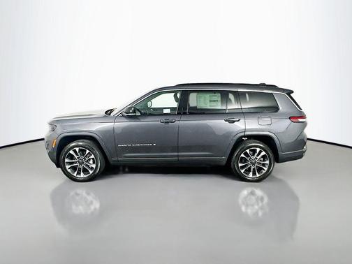Baltic Gray Metallic Clearcoat 2025 Jeep Grand Cherokee L Overland