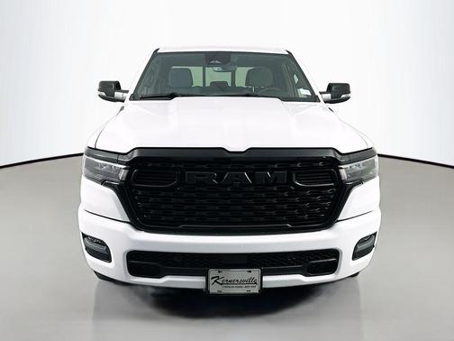 Bright White Clearcoat 2026 RAM 1500 Big Horn/Lone Star