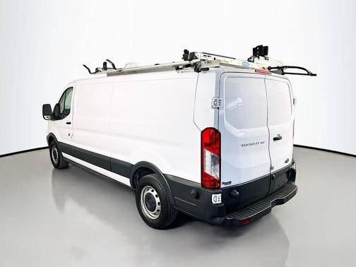 OXFORD WHITE 2017 Ford Transit-150 Base