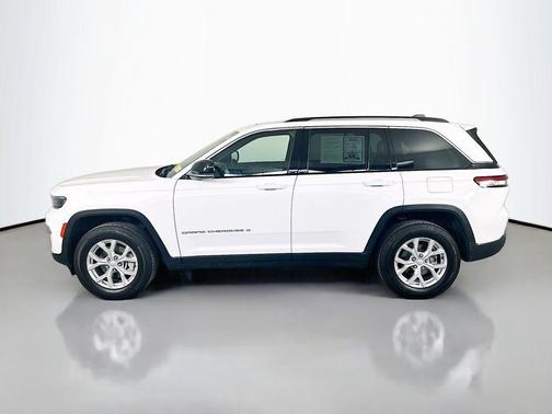 Bright White Clearcoat 2023 Jeep Grand Cherokee Limited