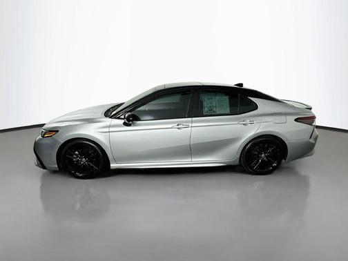 Celestial Silver/Midnight Black Metallic 2021 Toyota Camry XSE