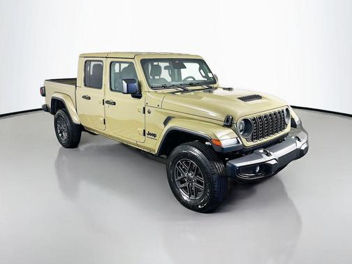 2026 Jeep Gladiator Sport S