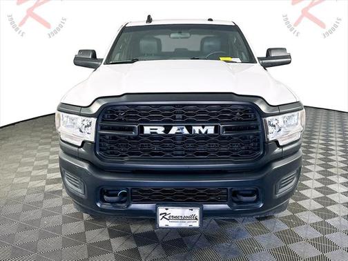 2022 RAM 2500 Tradesman Crew Cab 4x4 8' Box