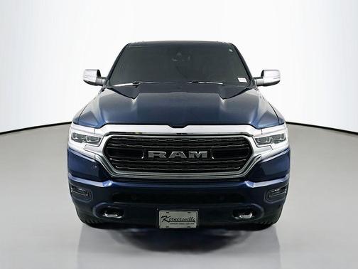 Patriot Blue Pearlcoat 2022 RAM 1500 Limited