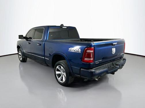 Patriot Blue Pearlcoat 2022 RAM 1500 Limited