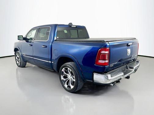 Patriot Blue Pearlcoat 2022 RAM 1500 Limited