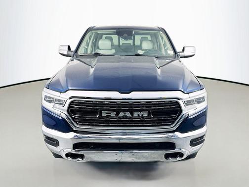 Patriot Blue Pearlcoat 2022 RAM 1500 Limited