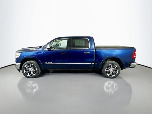Patriot Blue Pearlcoat 2022 RAM 1500 Limited