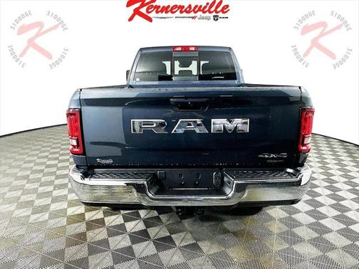 2025 RAM 2500 Tradesman Crew Cab 4x4 6'4' Box