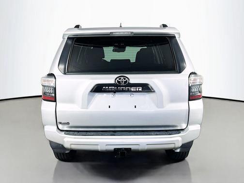 Classic Silver Metallic 2022 Toyota 4Runner TRD Off Road