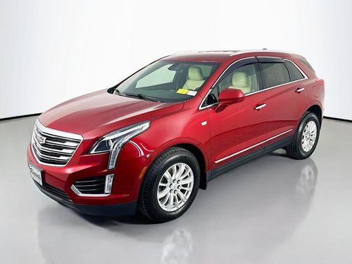 Red Horizon Tintcoat 2019 Cadillac XT5 Base