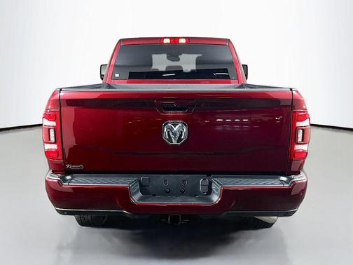 2023 RAM 3500 Laramie Crew Cab 4x4 6'4' Box